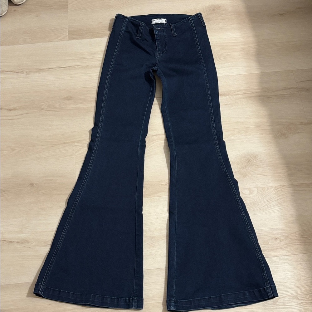 Free People Denim Flare Jeans bohemian, boho, women’s size 27 navy